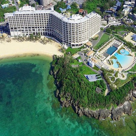 אונה Hotel Monterey Okinawa Spa & Resort מראה חיצוני תמונה Aerial view