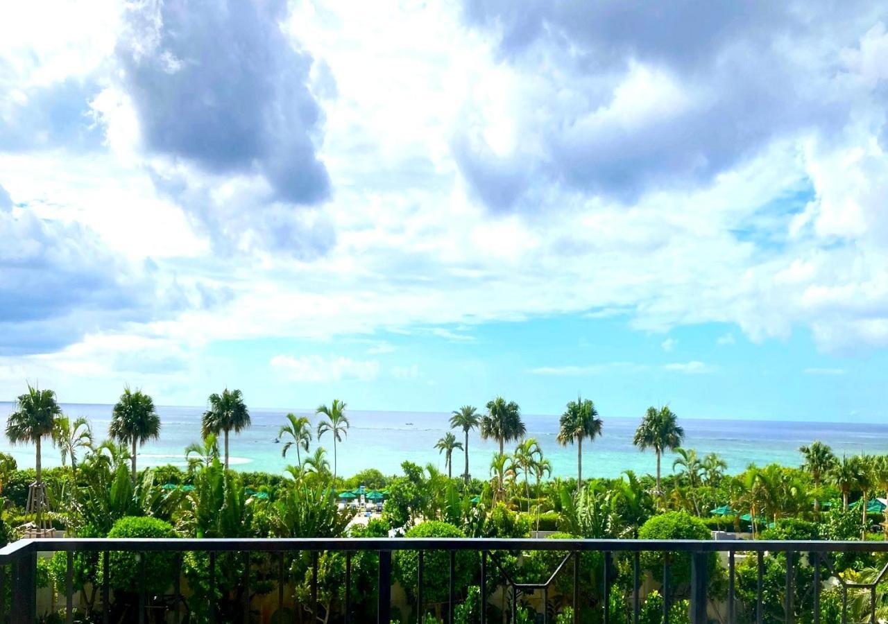אונה Hotel Monterey Okinawa Spa & Resort מראה חיצוני תמונה View of the Atlantic Ocean from the Boca Raton Resort